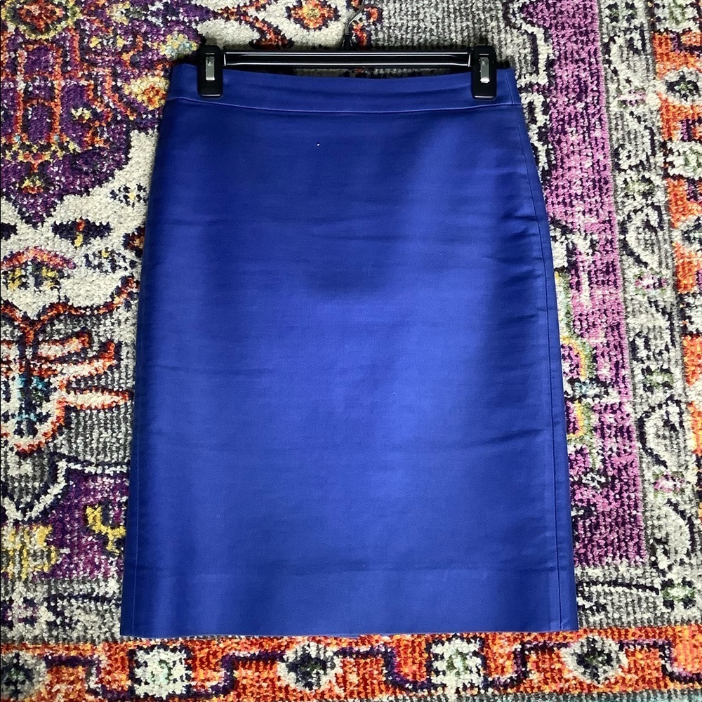 J. Crew The Iconic No. 2 Pencil Skirt in Bi-Stretch Cotton - Picture 2 of 6